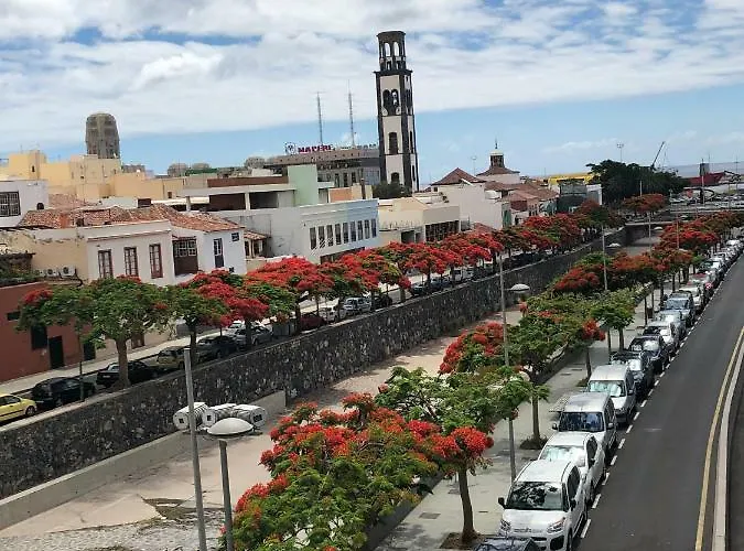 San Sebastian 65 * Santa Cruz de Tenerife